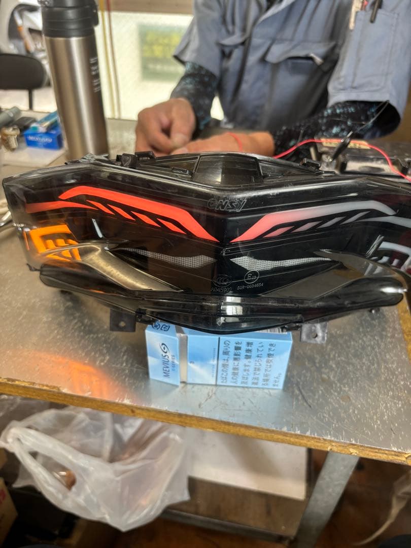 シグナスx 4型 テールランプ