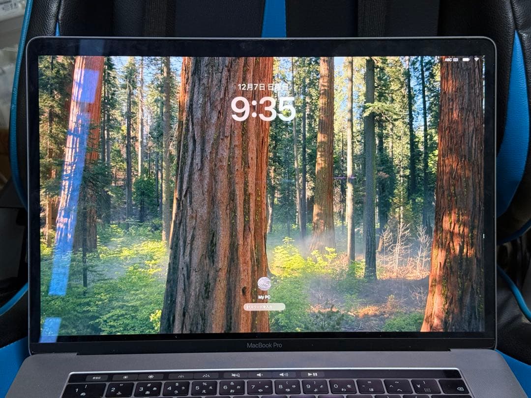YJGH6 MACBOOK PRO 15インチ　2018