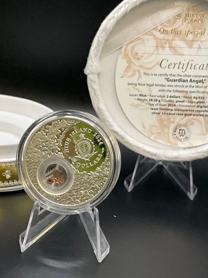 2024年ニウエ　守護天使　プルーフ銀貨