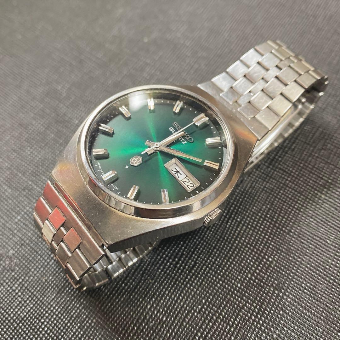 SEIKO QZ 1974 緑文字盤