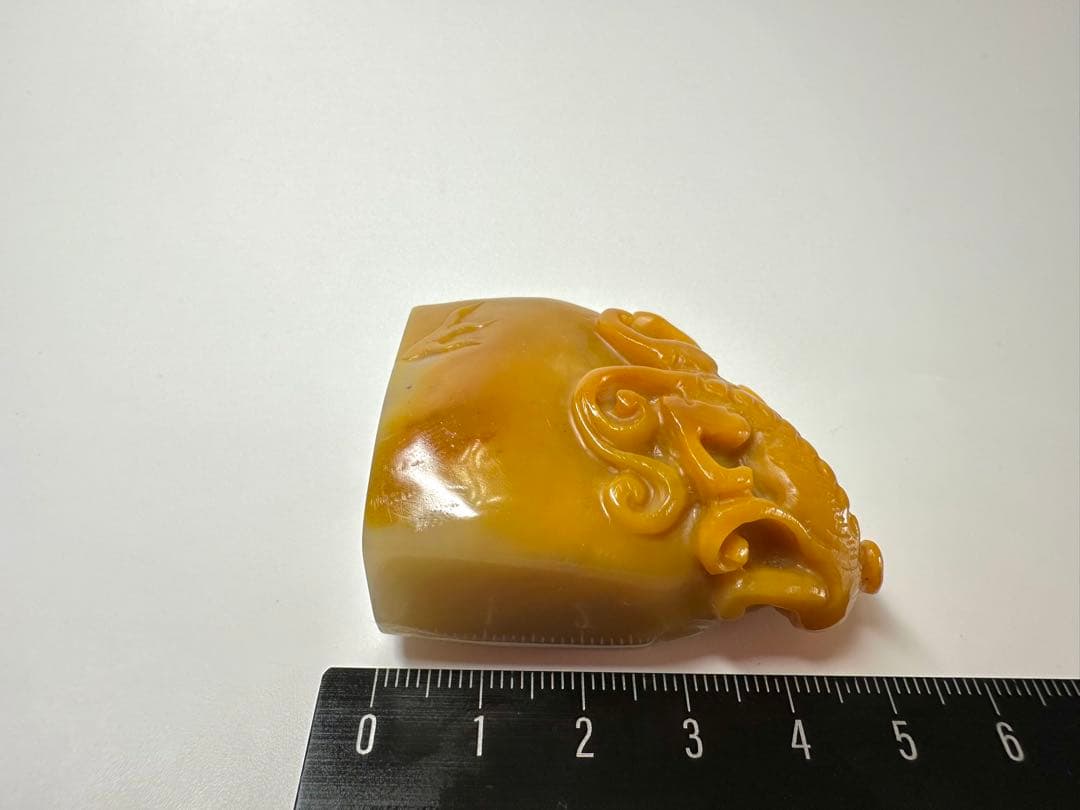 螭虎 古獣　田黄　高級印材　ラオス　篆刻　印材　印石　書道　落款　遊印