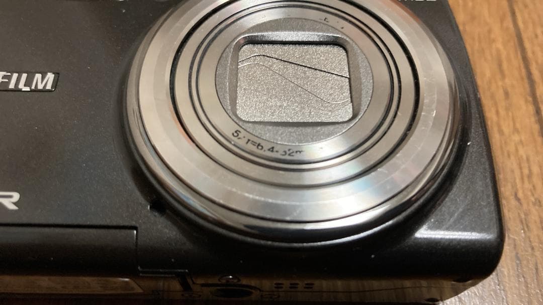 コンパクトデジタルカメラ FinePix F200EXR 黒 ※訳あり