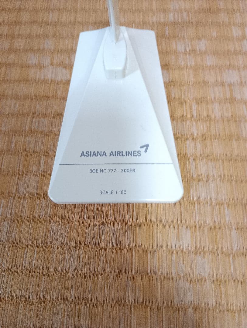 その他 ASIAN AIRLINES Boeing 777-200ER 1/180
