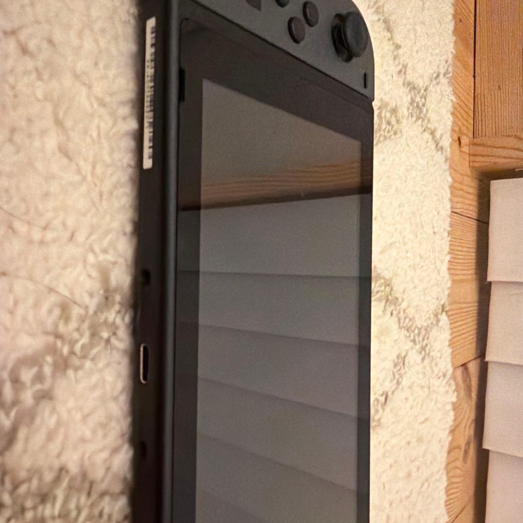 Nintendo Switch 本体　ブラック　グレー　コントローラーおまけ付き