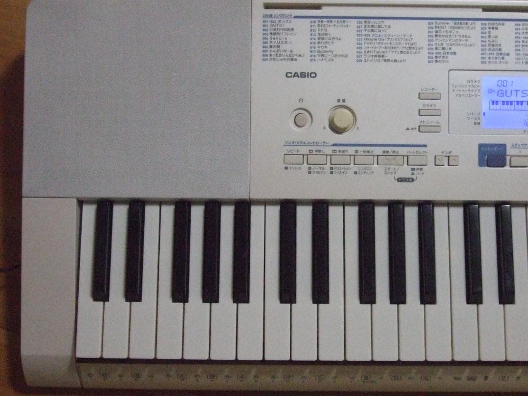 CASIO LK-222 電子ピアノ・キーボード ルーチェ 光ナビ 袋付き