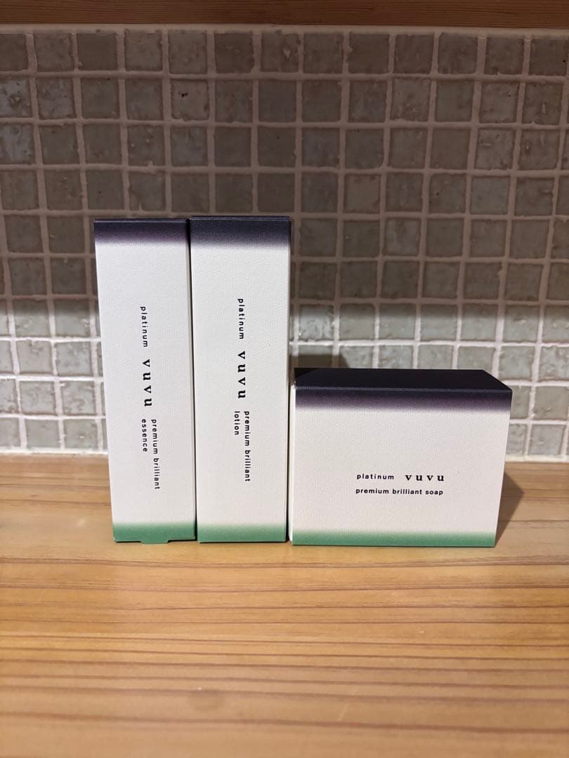 vuvuプラチナブブ　3点セット