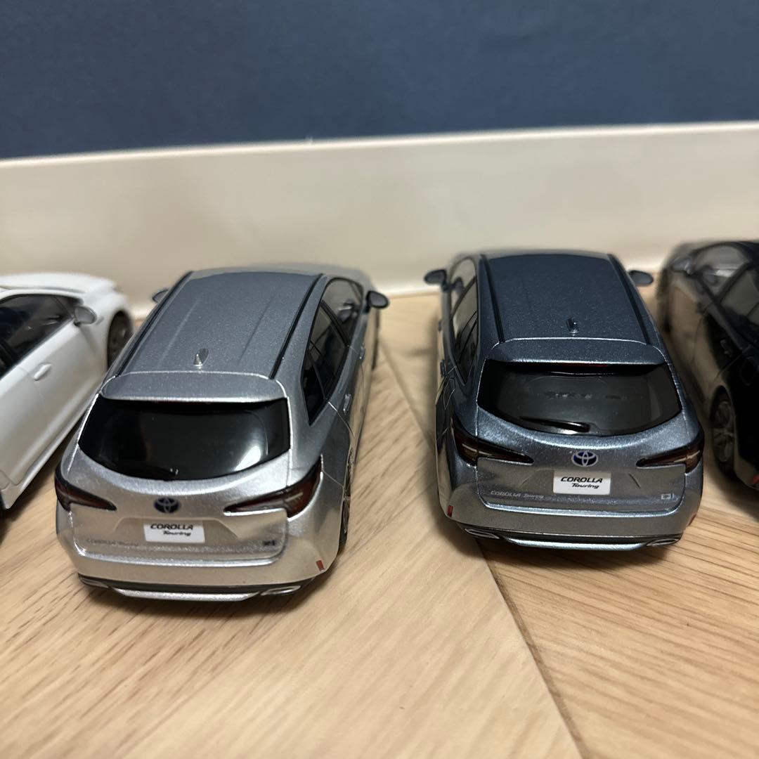 カローラツーリング　色見本　ミニカー