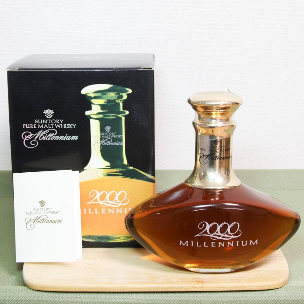 サントリー　ピュアモルトウイスキー　ミレニアム　2000