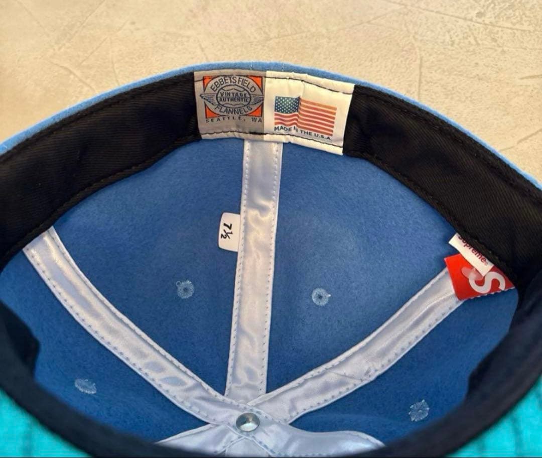 supreme青色キャップ