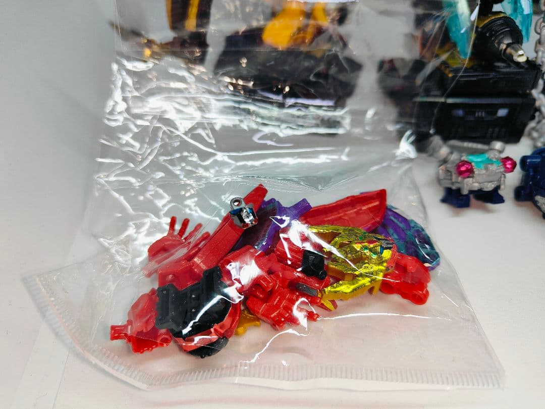 バンダイ　ミニプラシリーズ　王様戦隊キングオージャー　ゴッドキングオージャー