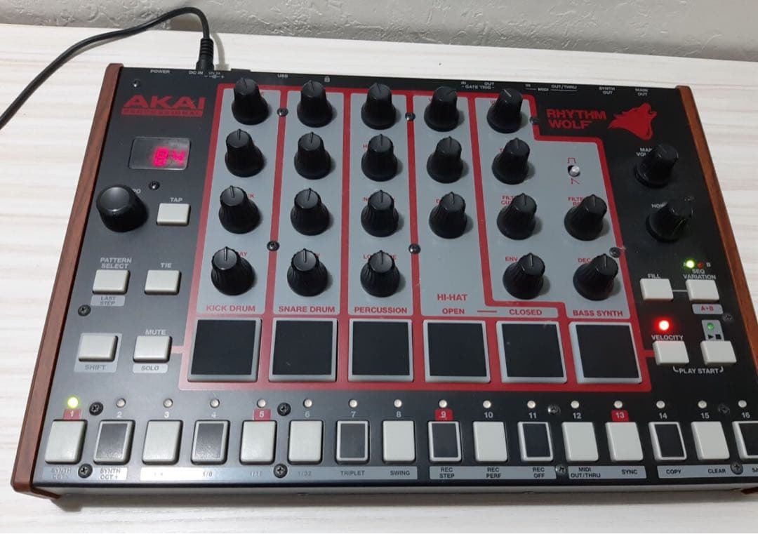 Akai アカイ　リズムマシン　Rhythm Wolf アダプター無し