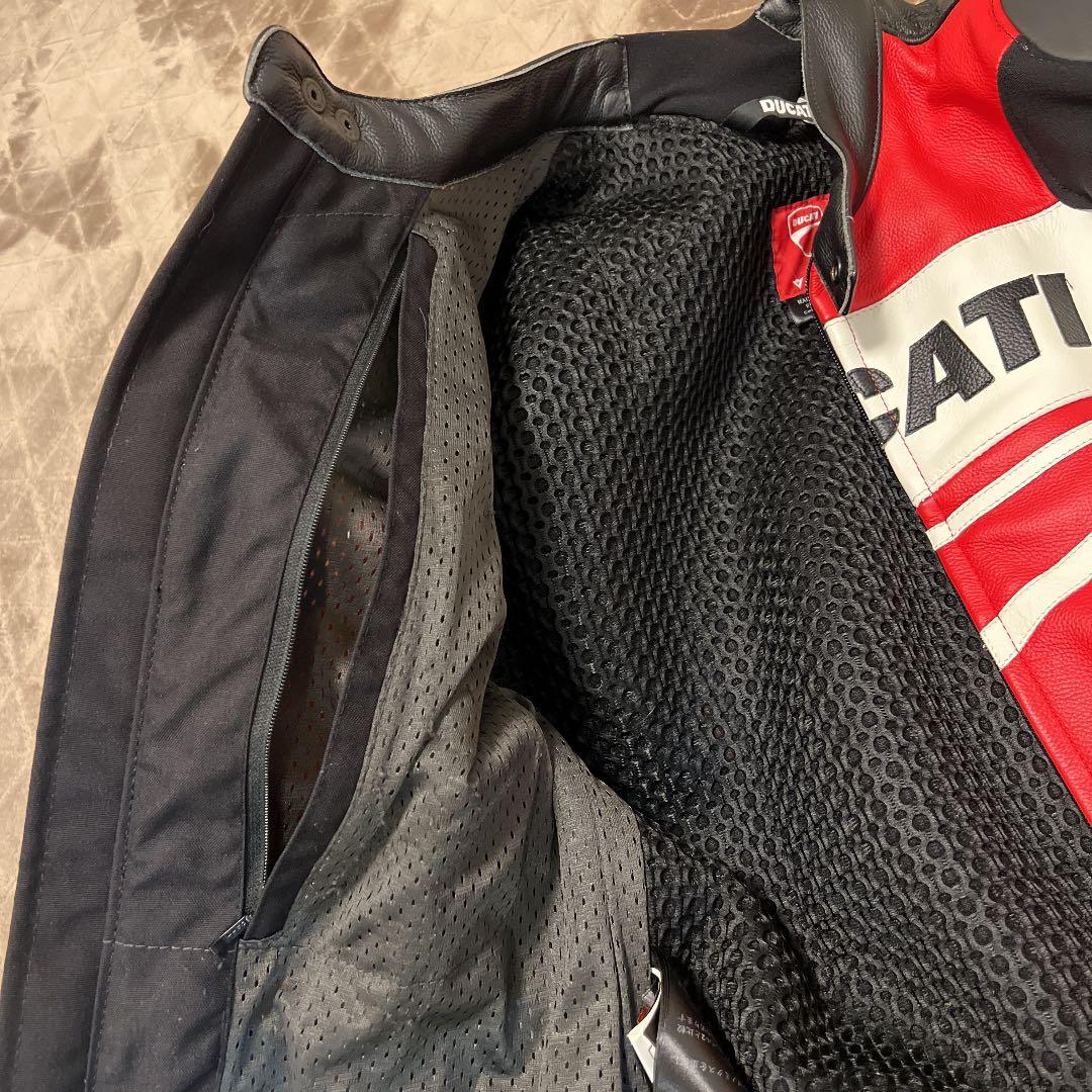 ドゥカティ ライダースジャケット
