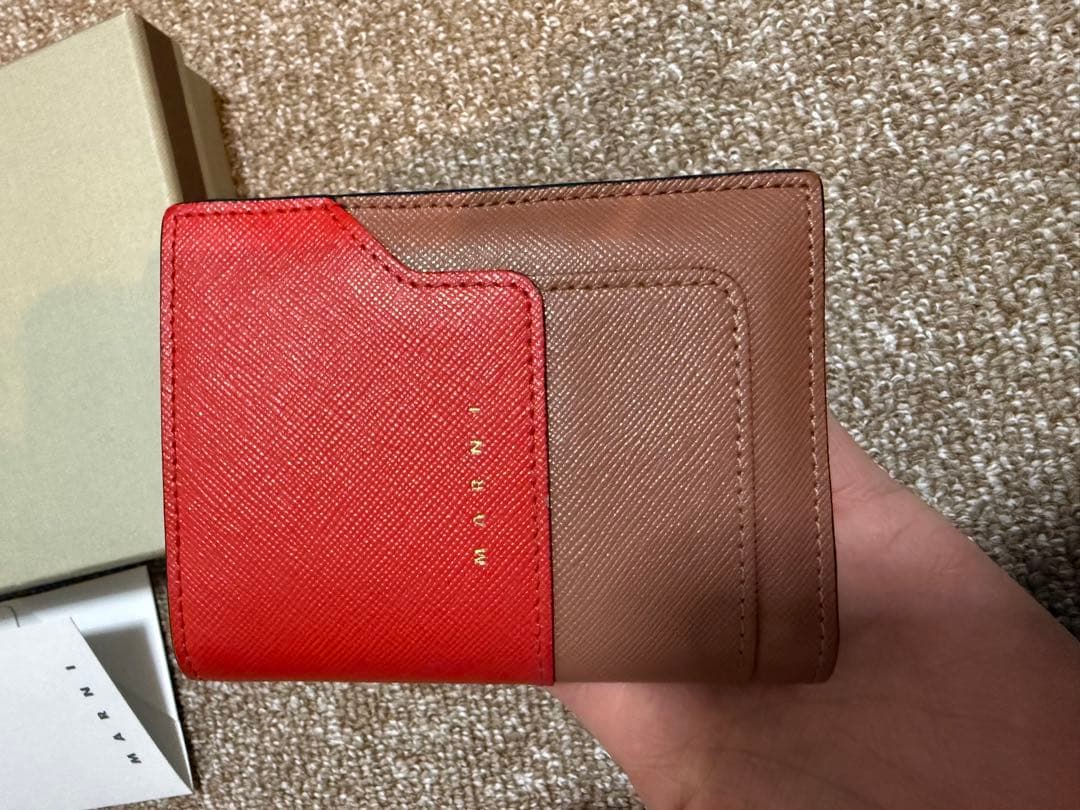 MARNI 二つ折り財布 レッド/ベージュ