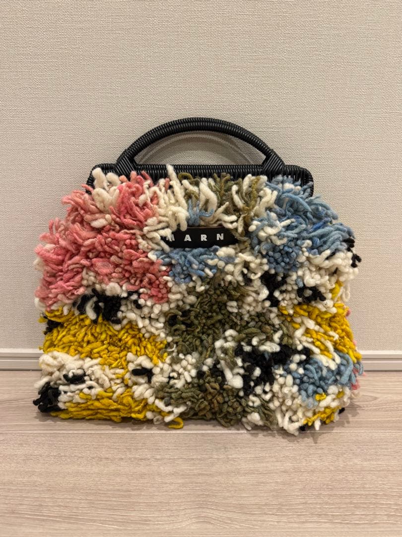 【ほぼ新品】マルニマーケット ウーリークロシェバッグ　袋あり　marni
