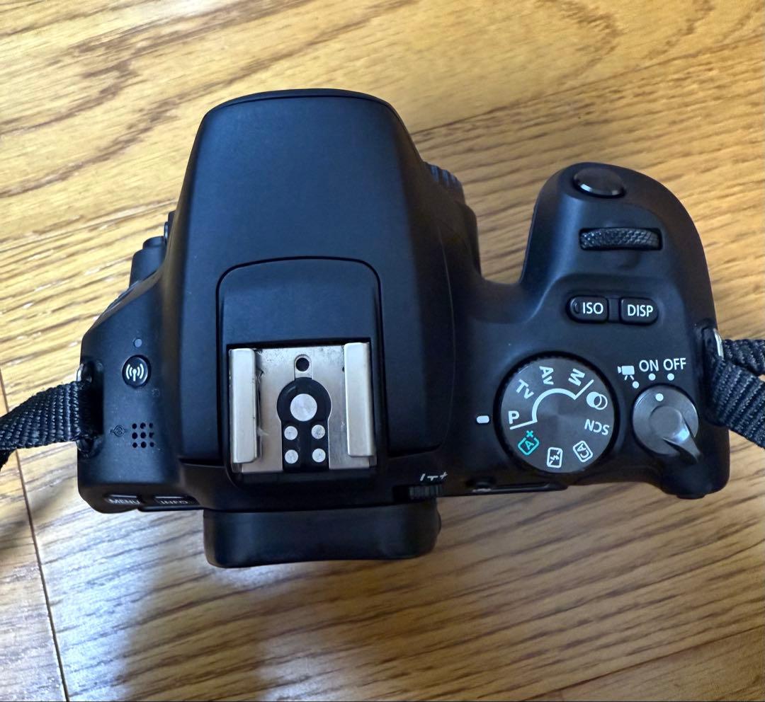 Canon EOS Kiss X9 本体 55-250mmレンズ付き