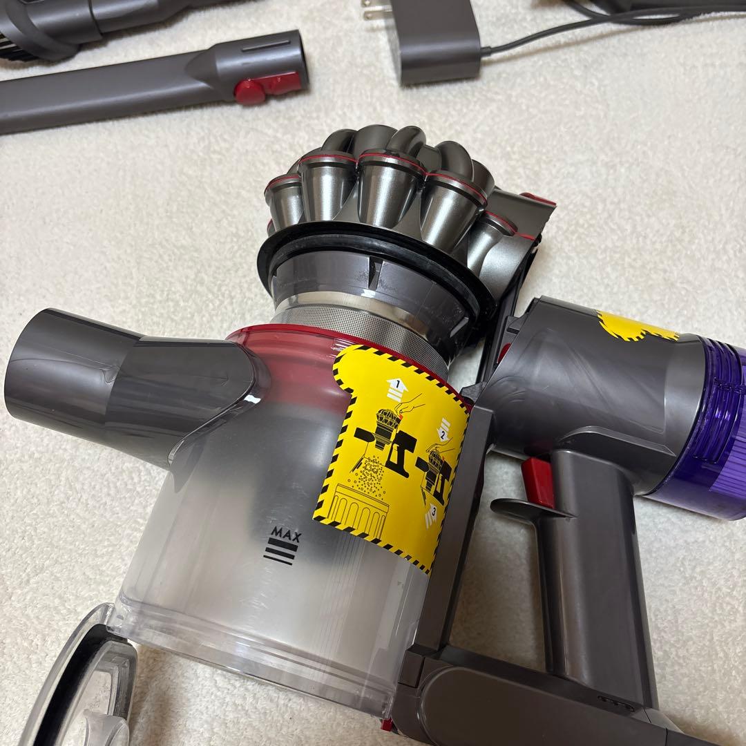 Dyson V8 Slim Fluffy ダイソン 掃除機