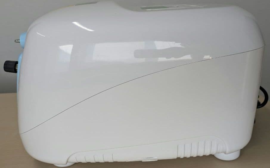 ユニコム　オキシランド　Z-3000　酸素濃縮器　50Hz(東日本)