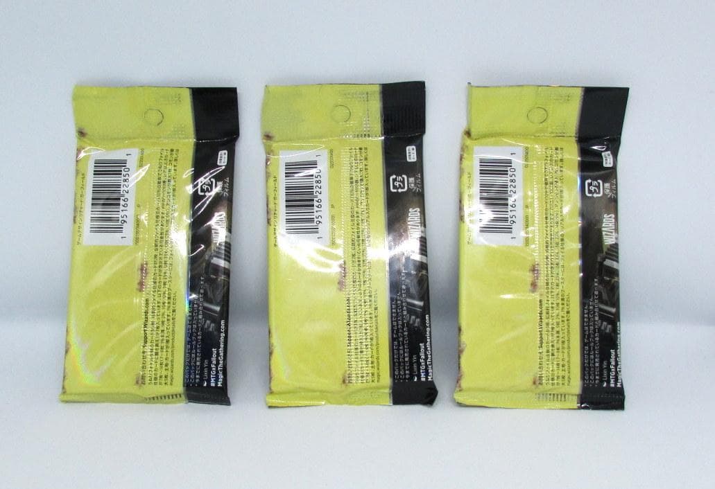 MTG Fallout(フォールアウト) コレクターブースター 日本語 ３パック