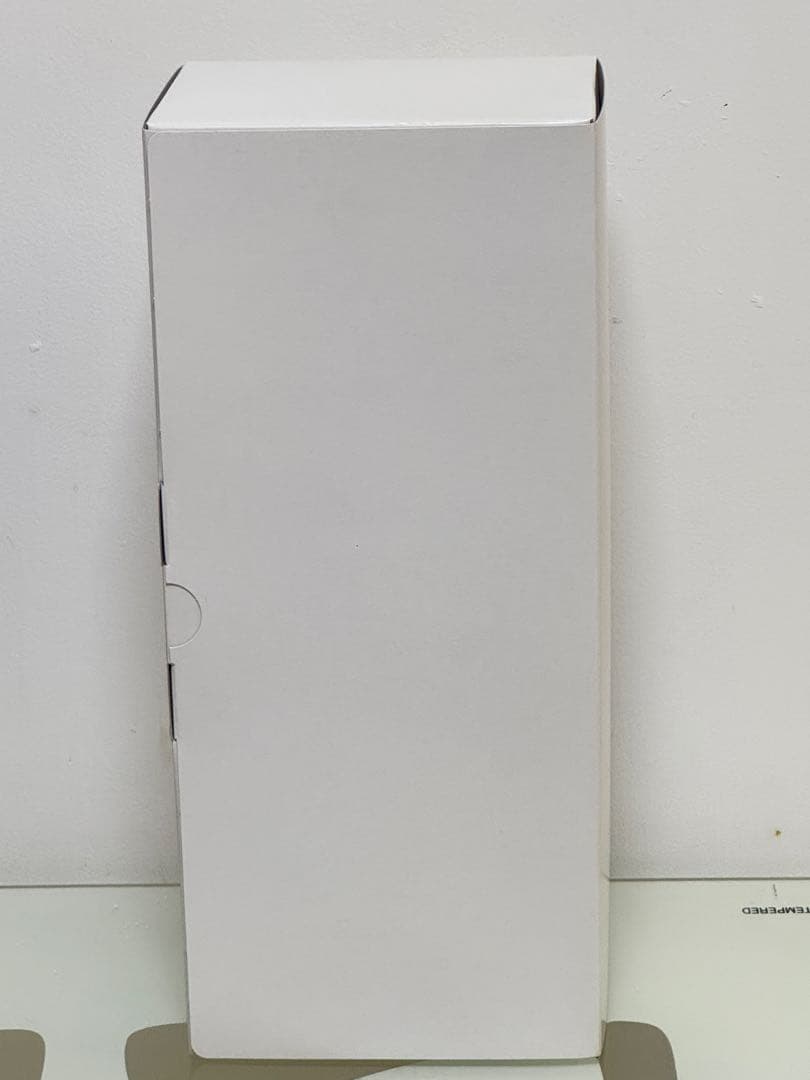 山崎18年　ウイスキーミズナラ　100周年記念ボトル　【海外版】