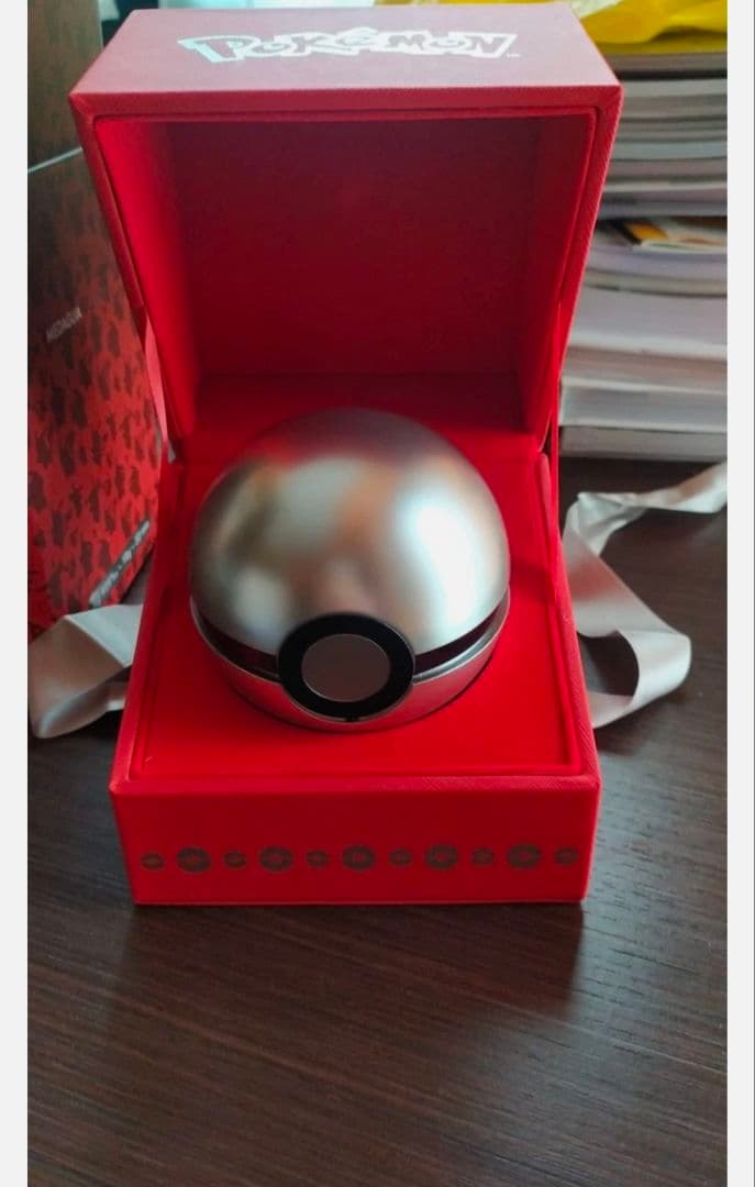 イタリア郵便局限定ポケモン純銀メダル