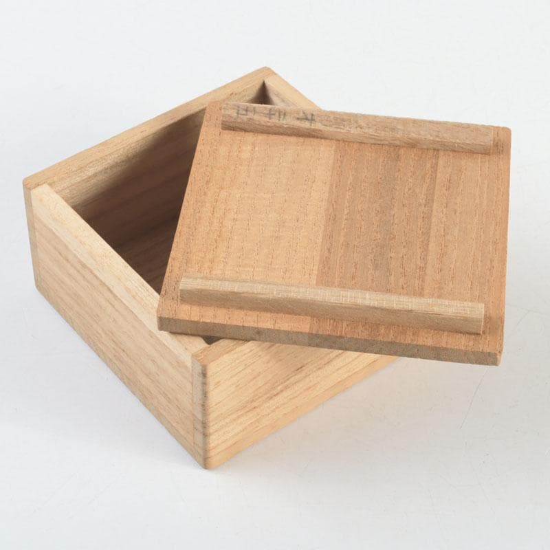 茶道具　松雲造　菊桐蒔絵　独楽香合　共箱　V　9467