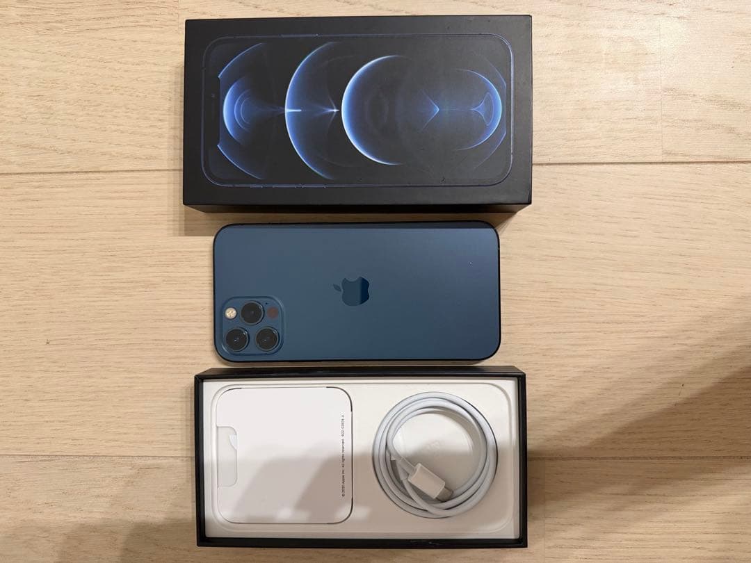 【美品】Apple iPhone12Pro パシフィックブルー SIMフリー