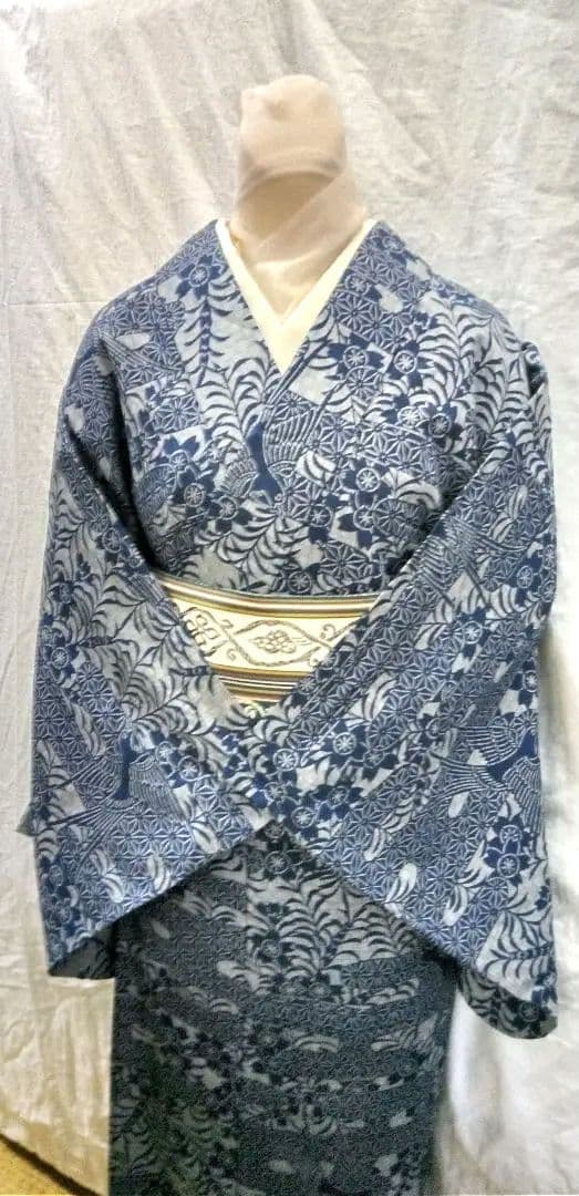 夏小紋綿両面藍染め、紺色型絵絣柄、手縫い