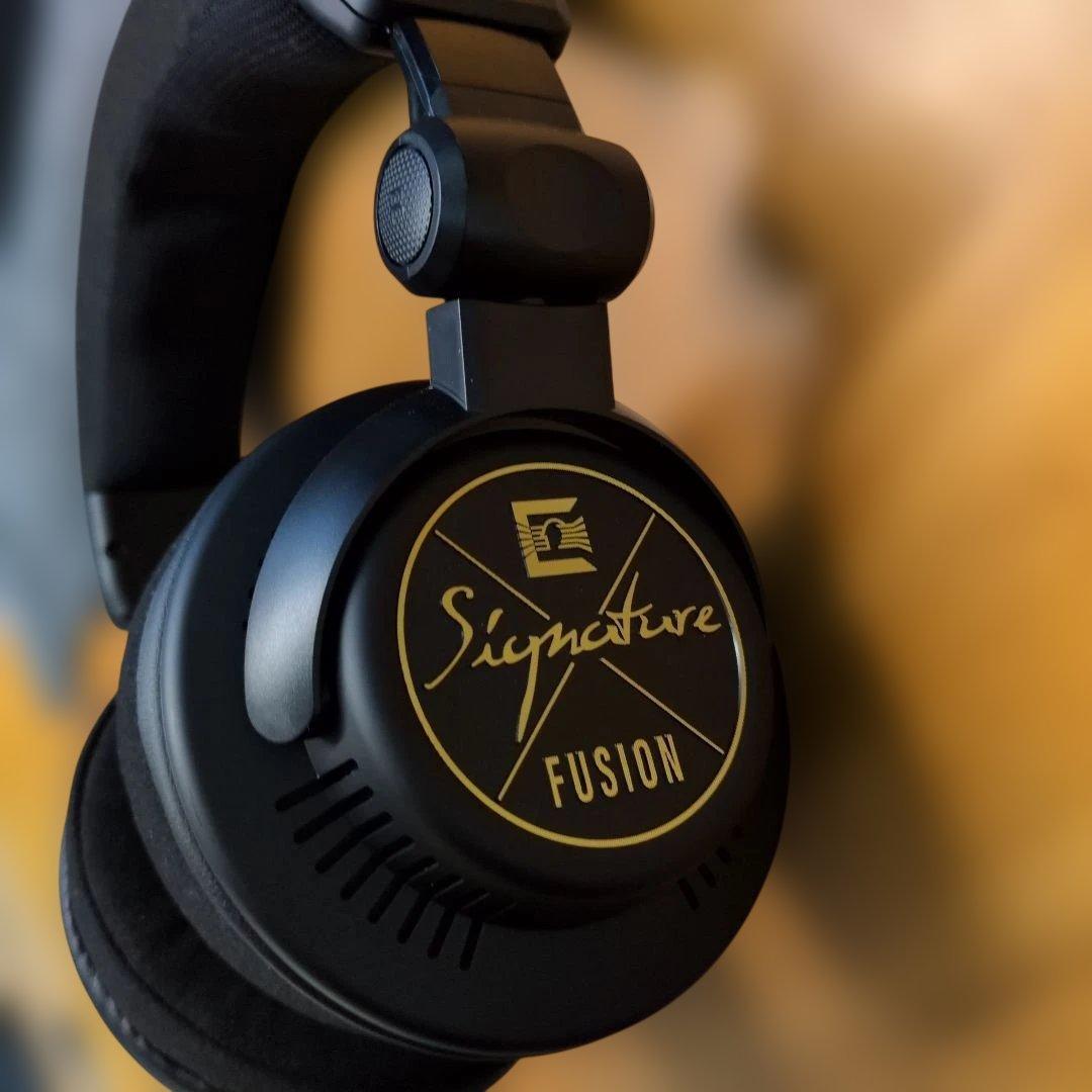 ヘッドホン Ultrasone Signature Fusion Open Back