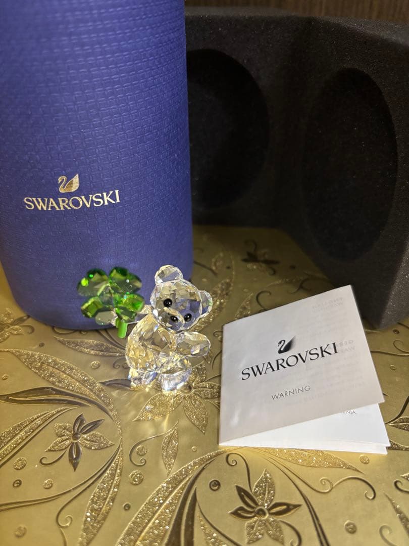スワロフスキー　Krisベア Lucky Charm 四葉のクローバー