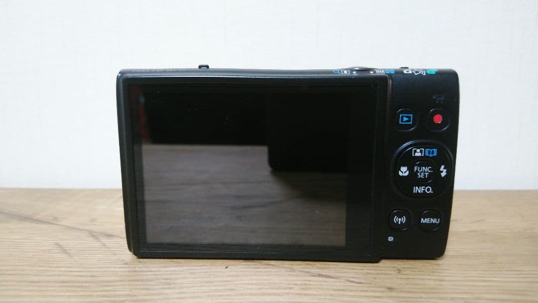 Canon IXY 650　デジカメ　コンデジ