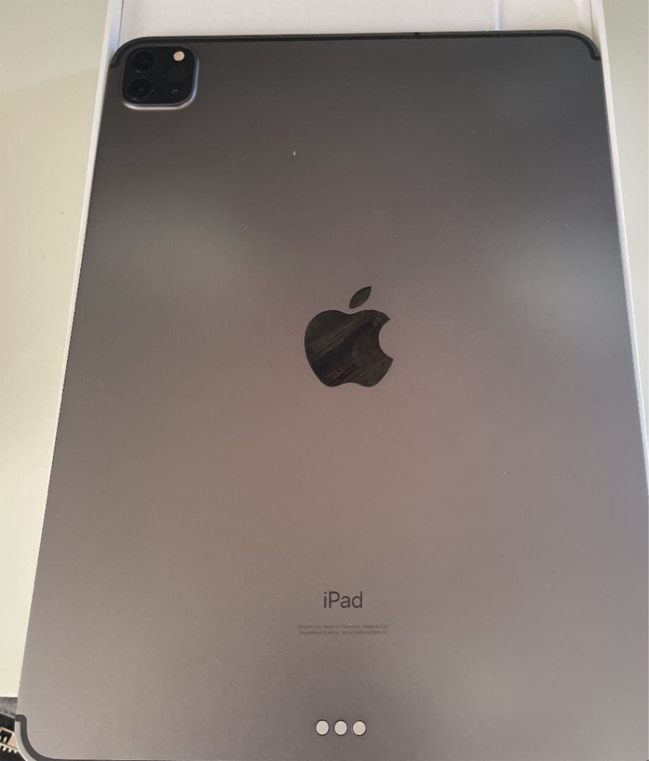 iPad Pro (第2世代)11インチ Liquid Retinaディスプレ…