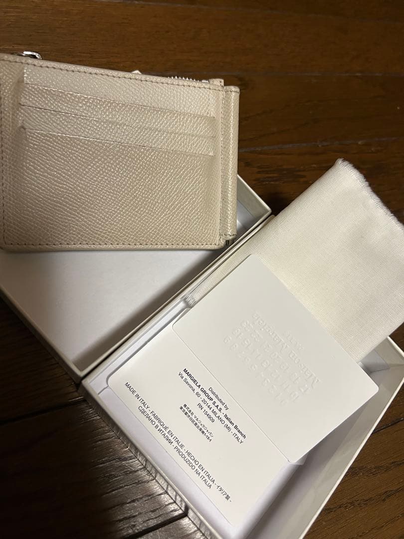 MAISON MARGIELA ホワイトレザー折り財布