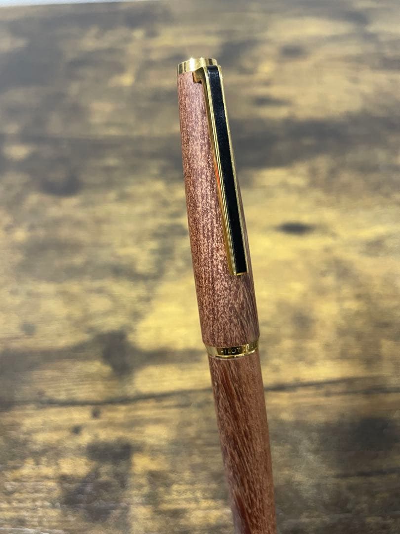 試筆のみ　1975年製　初代カスタム　高級天然　イタヤカエデ 大型18金 万年筆