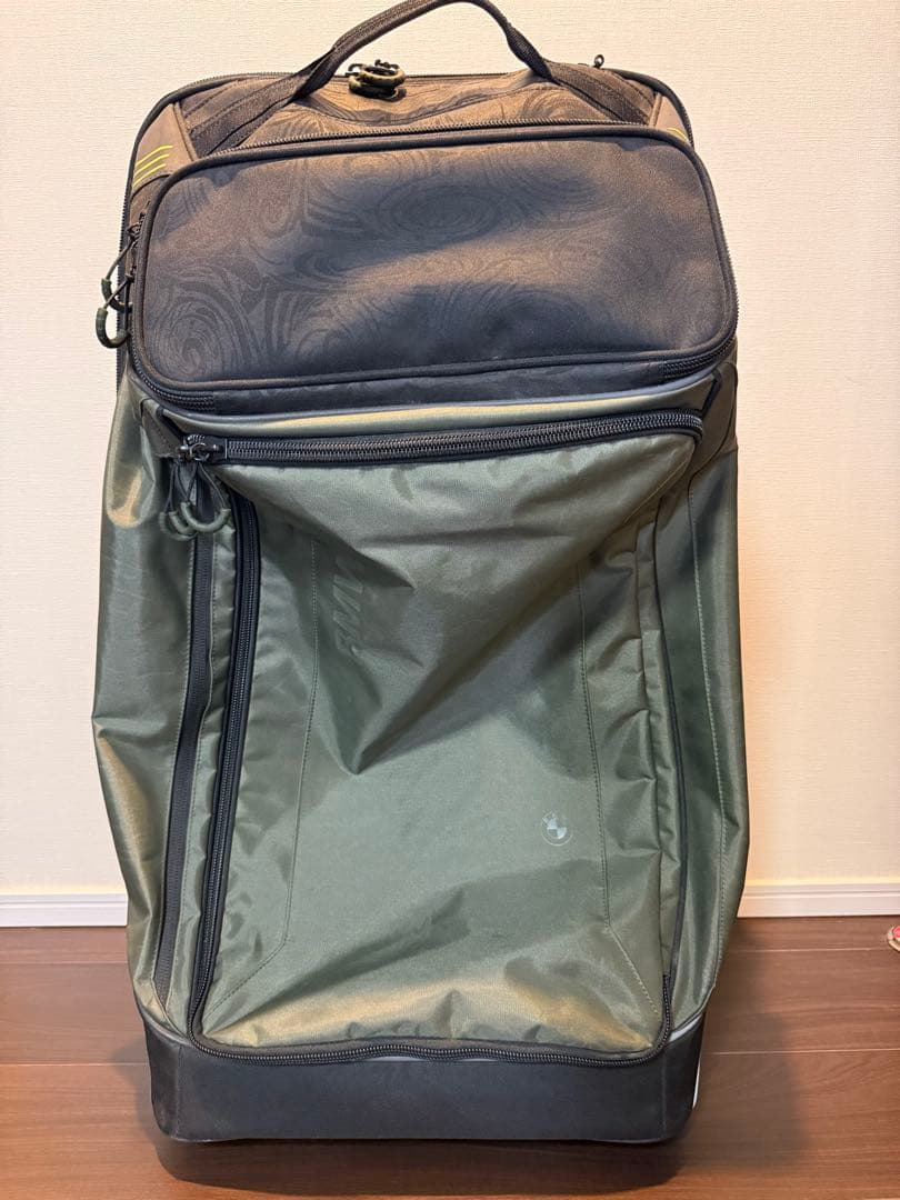 ▲BMWオジオ コラボOGIO SLED キャリーバッグ