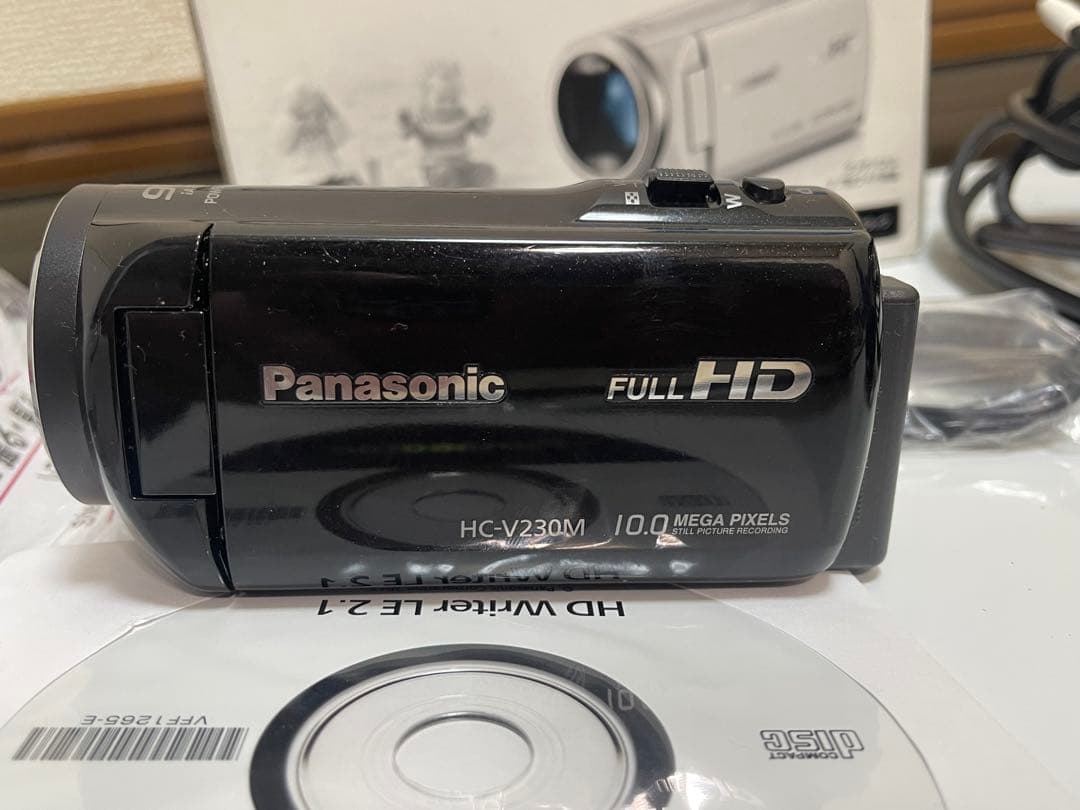 Panasonic HC-V230M ビデオカメラ