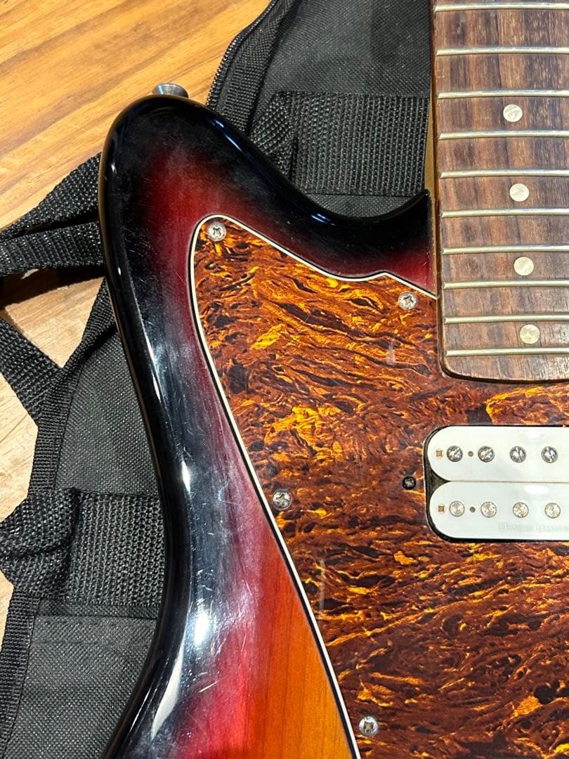 エレキギター サンバースト ギターケース付き