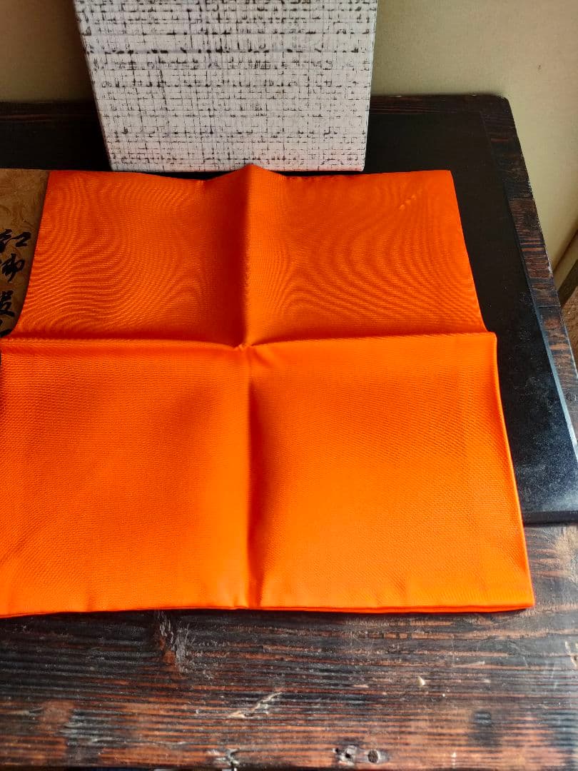 茶道 帛紗 土田友湖作 正絹塩瀬 朱（紅）化粧箱入り