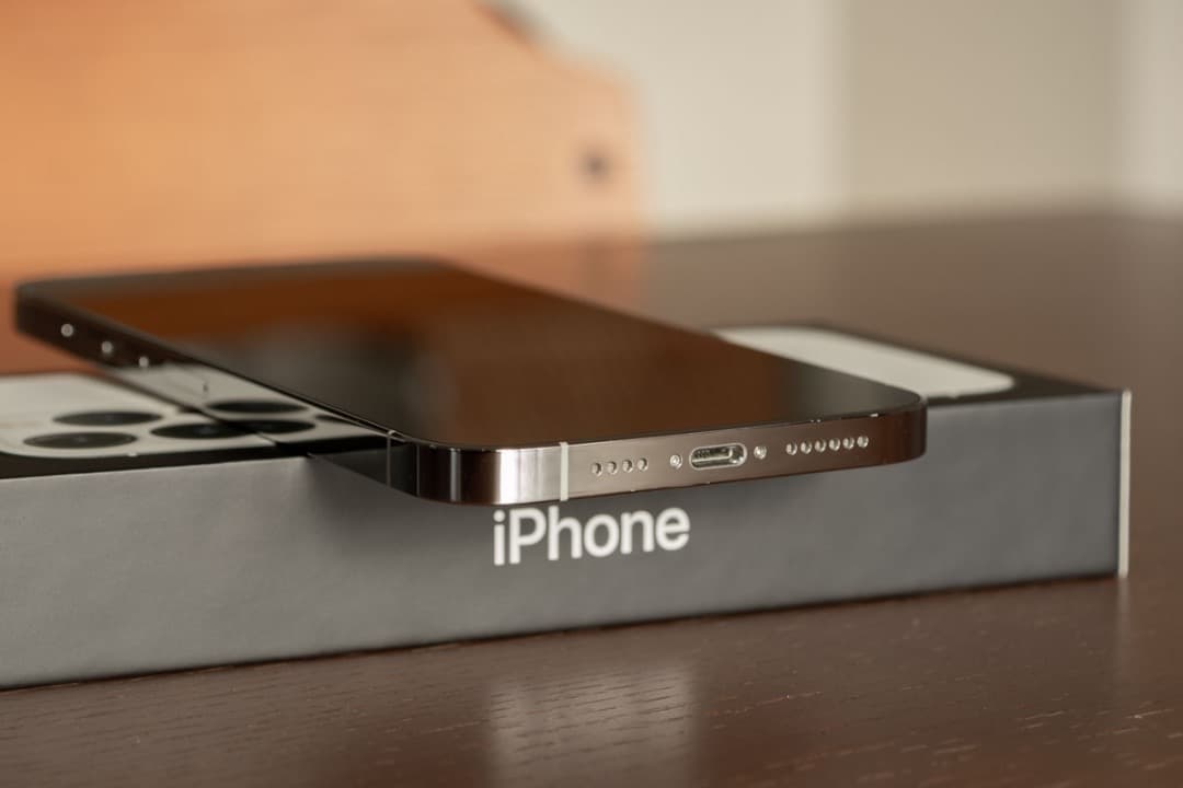 【美品】iPhone 13 Pro Max 512GB シルバー