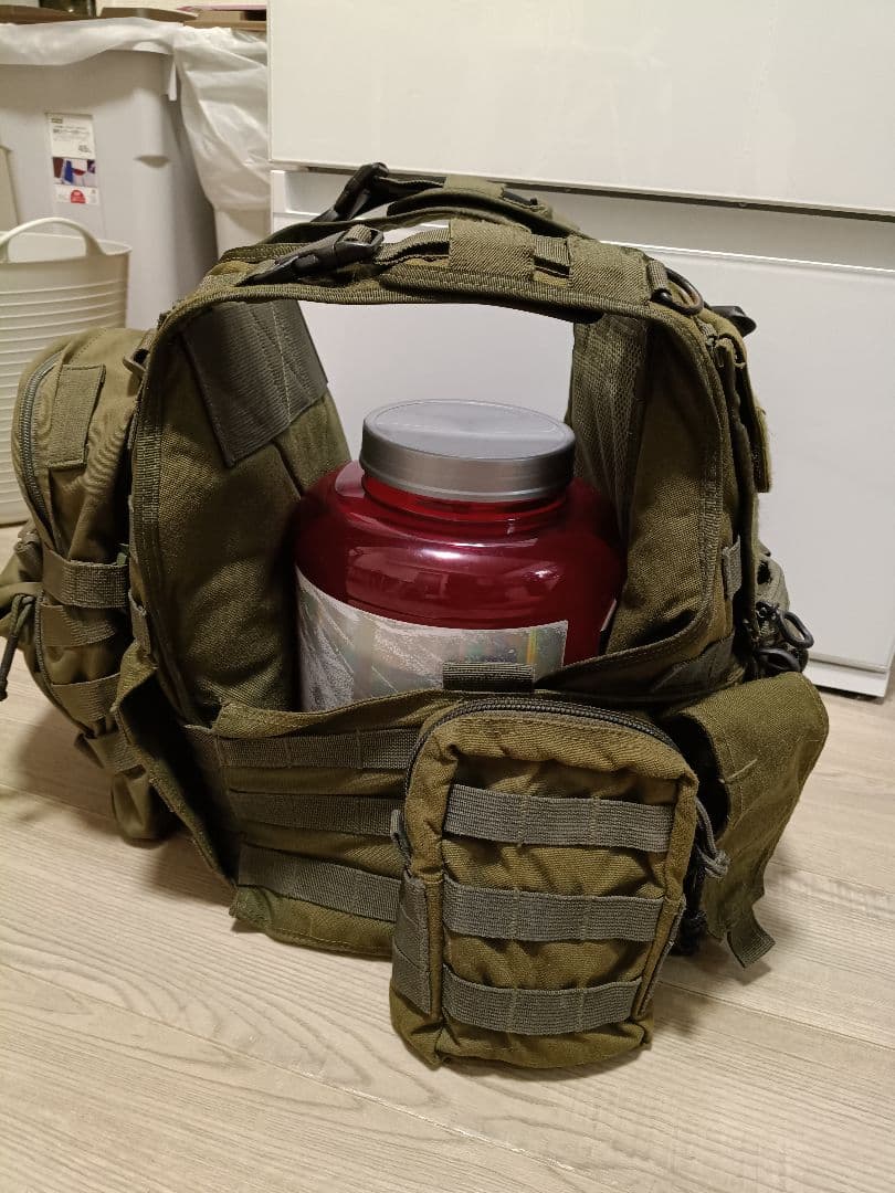 【実物】WARRIORASSAULTSYSTEMS　プレートキャリア　OD色