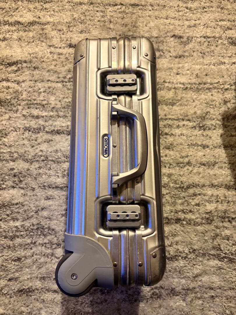 希少✨廃盤青ロゴ リモワ トパーズ 32L 機内持ち込み 2輪 シルバー アルミ