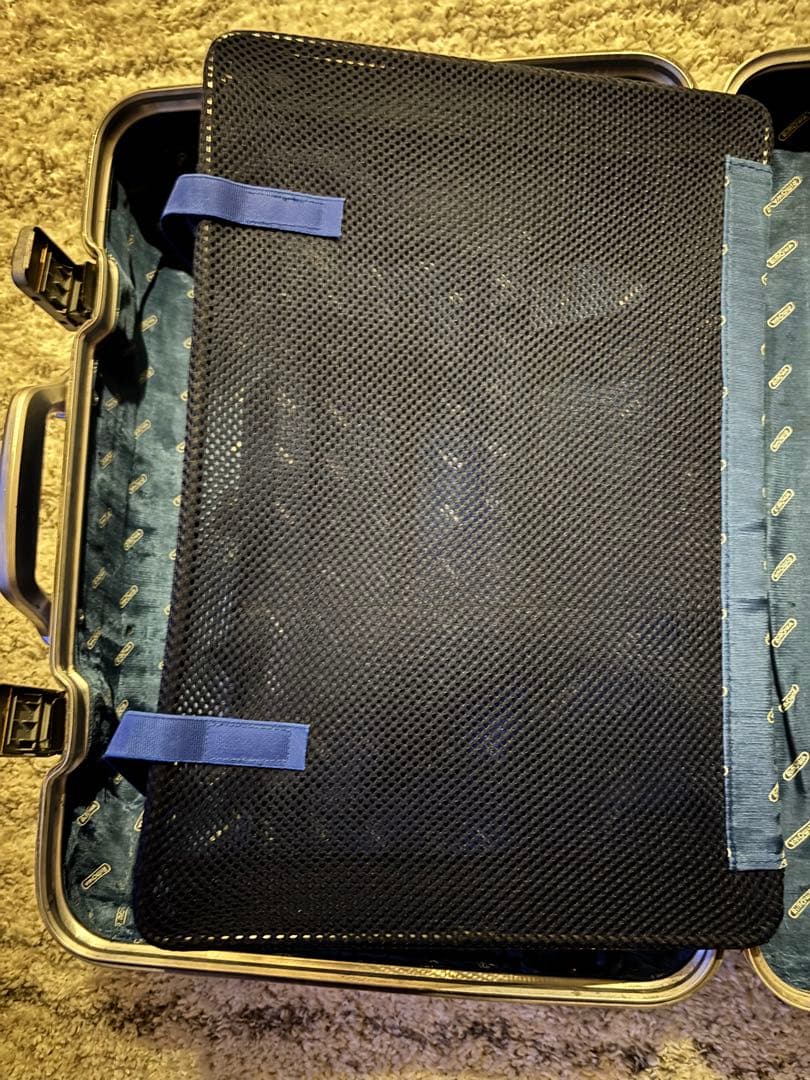 希少✨廃盤青ロゴ リモワ トパーズ 32L 機内持ち込み 2輪 シルバー アルミ