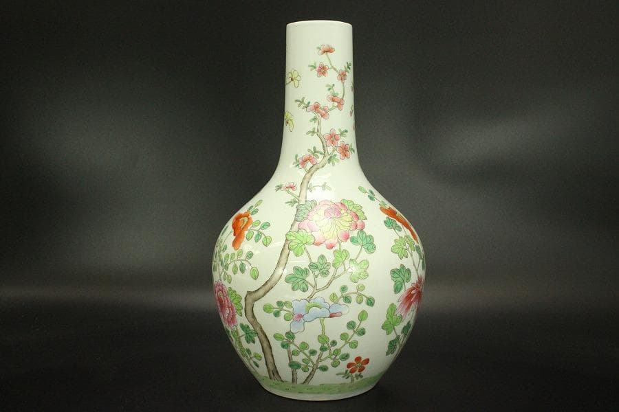 中国美術 色絵 草花紋 瓶 高40.5cm(BB495)