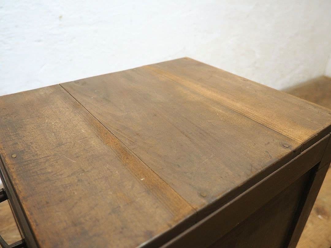 1317 ヴィンテージ　レトロな小引き出し　収納棚　書類ケース　陳列台　古家具