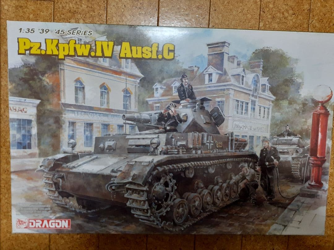 Pz.Kpfw.IV Ausf.C、D、E 1/35 プラモデル セット