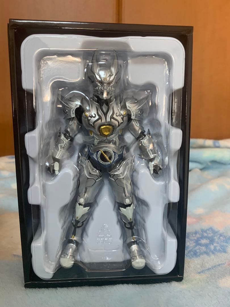 S.H.Figuarts (真骨彫製法) 銀牙騎士ゼロ