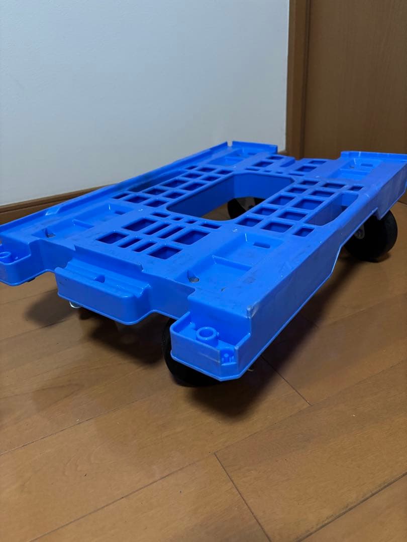 リス折りたたみコンテナ5箱、SANKO平台車1台セット