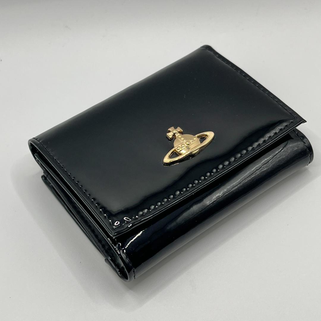 未使用 Vivienne Westwood 特価 がま口 折財布 黒 エナメル