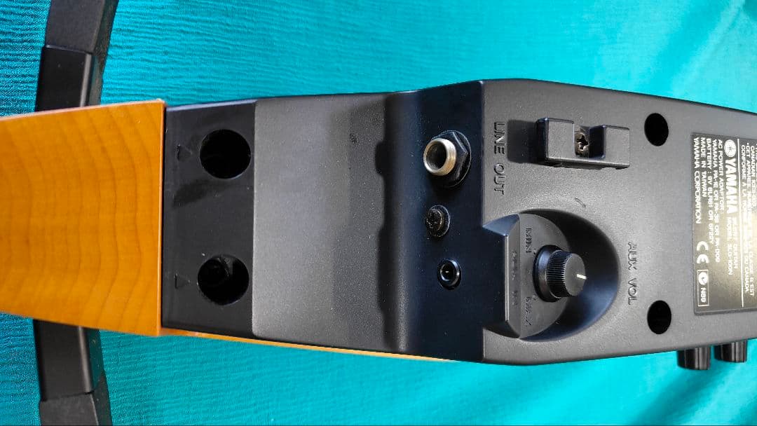 ヤマハ サイレントギター ナチュラル純正ケース付き ほか 付属品多数