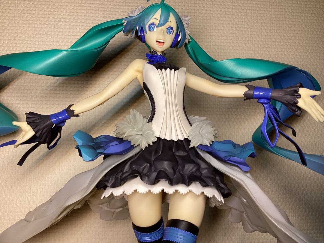 初音ミク フィギュア セブンスドラゴンTYPE2020 1/7スケール 中古品