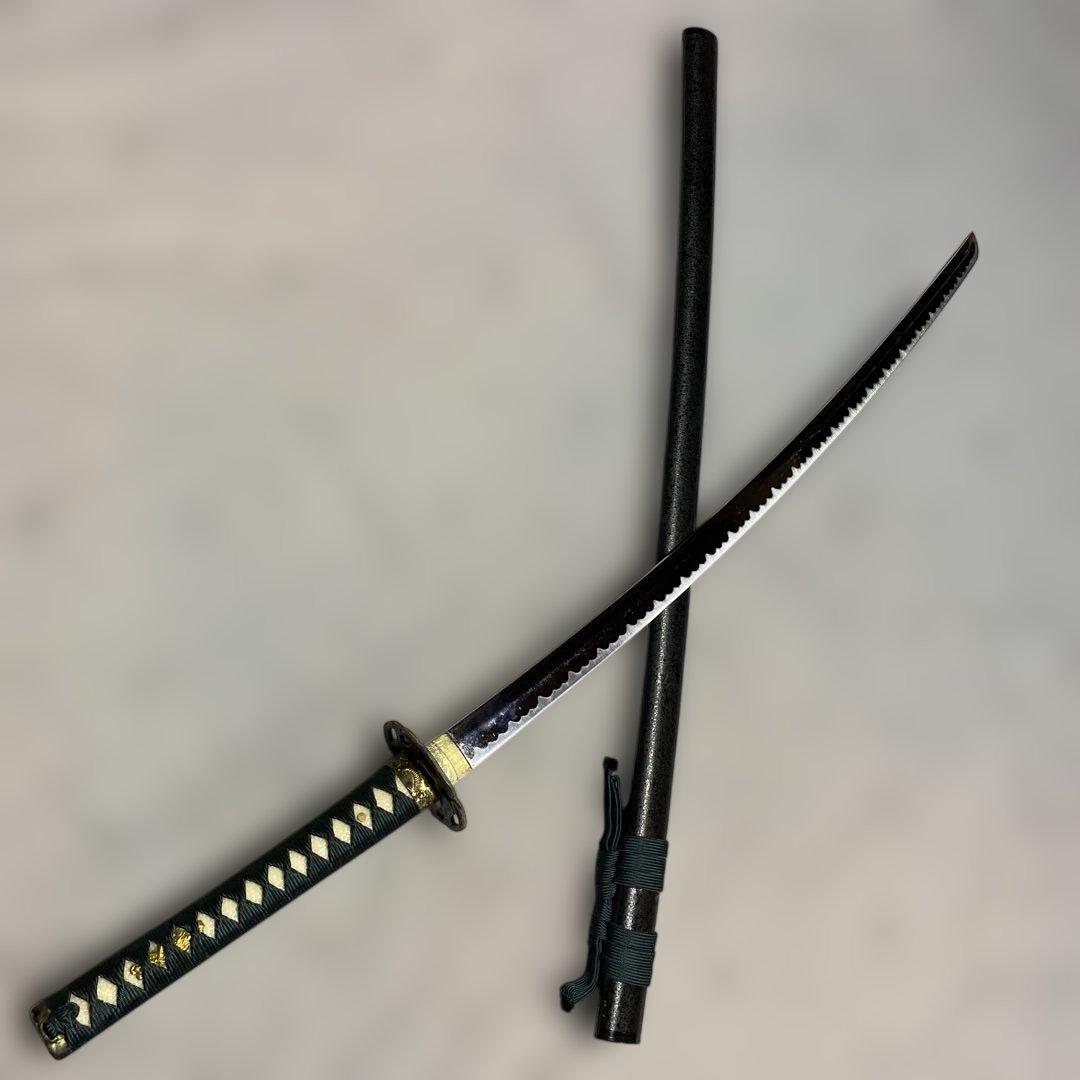 格安模造刀大刀 濃緑柄 波絵透し丸鍔 黒梨地鞘